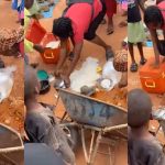 Food vendor faces l0ss after meal spills onto sidewalk from overturned wheelbarrow (WATCH)