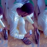 "2 weeks of used battery health don go down to 70" – Viral Video Of Phone Vendor Rebranding an iPhone Box Sparks Reactions (WATCH)
