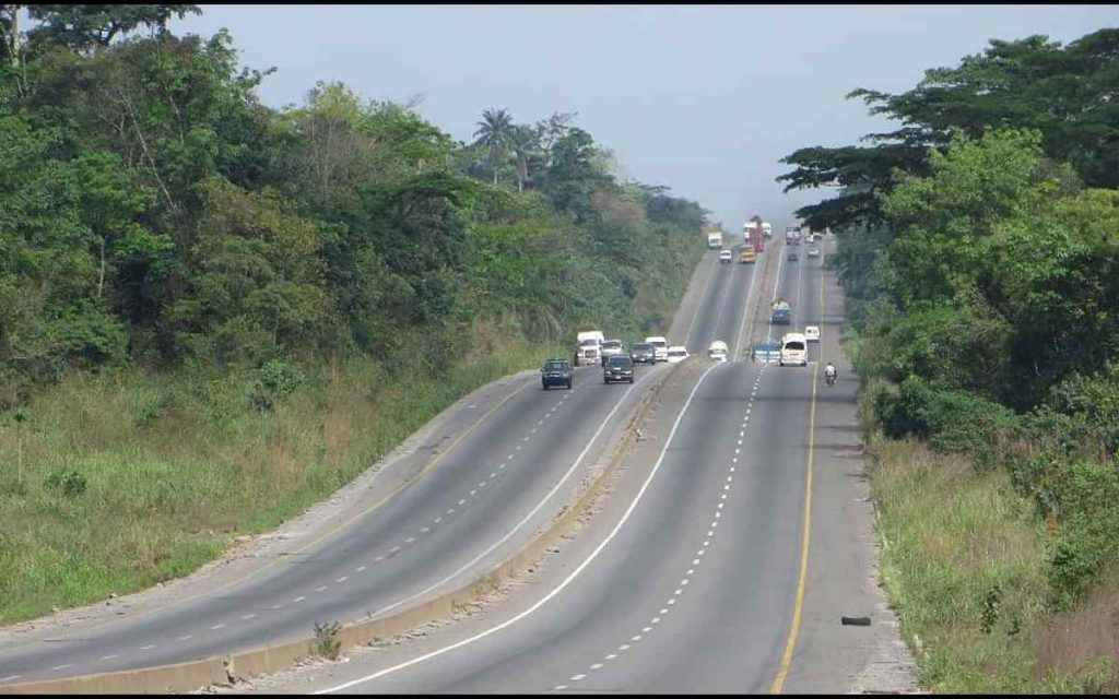 Fleeing driver injures two in Ogun road accident