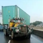 Truck Loaded With Granites Loses Control, Kills Roadside Traders In Ibadan
